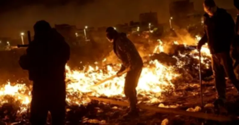 Thảm kịch máy bay quân sự Bolivia: Tiền mặt vương vãi, chính quyền khẩn cấp tiêu hủy