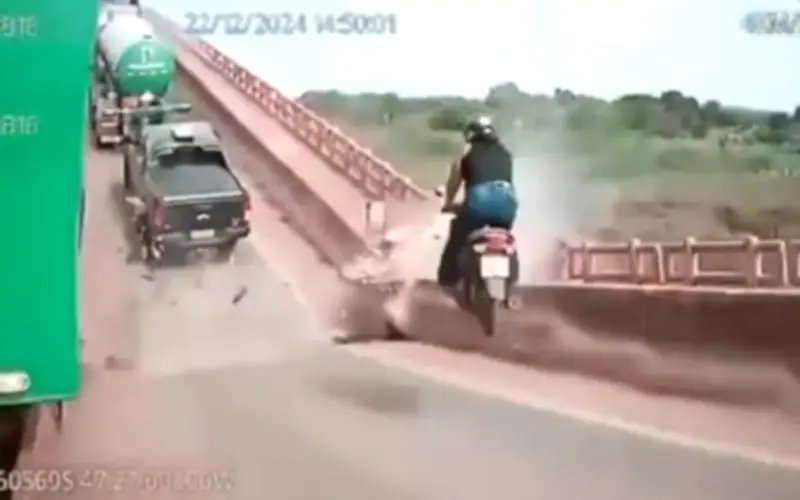 Thảm kịch sập cầu ở Brazil: 14 người chết, clip ghi lại khoảnh khắc kinh hoàng