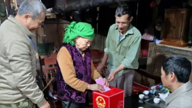 Thôn Pác Đa Chưa Có Điện Vẫn Đạt 100% Cử Tri Bầu Cử Nhờ Chuẩn Bị Chu Đáo