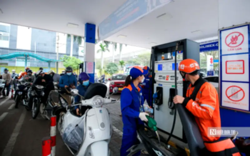 Thành lập Tổ công tác đặc biệt đảm bảo an ninh năng lượng giữa khủng hoảng Trung Đông