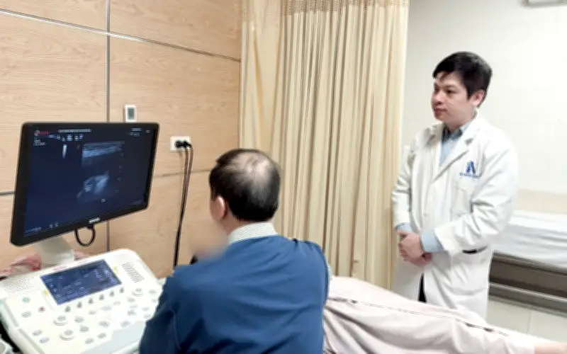 Túi ngực vỡ 1 năm mới phát hiện: Cảnh báo nguy cơ 'vỡ túi thầm lặng' sau nâng ngực
