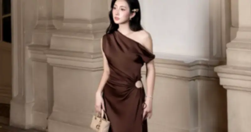 Túi Xách Dáng Hộp Cầm Tay: Phụ Kiện Nâng Tầm Thời Trang Thanh Lịch