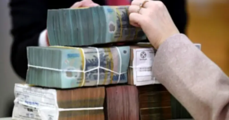 Tiền gửi có kỳ hạn: Định nghĩa, quy định và lợi ích đầu tư an toàn