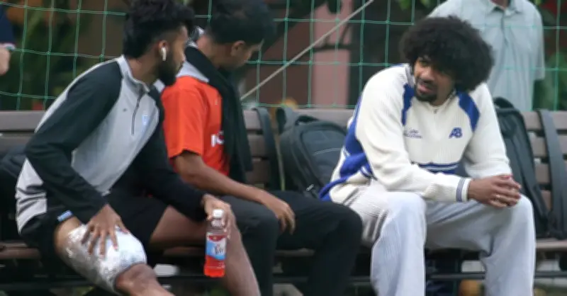 Tiền đạo Bangladesh giá 5 triệu Euro xuất hiện tại Việt Nam, gây chú ý