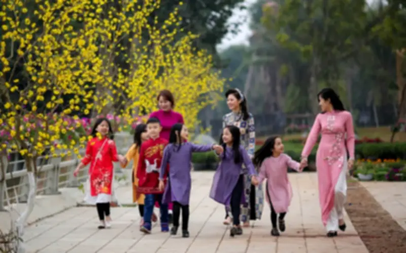 Tin sáng 7/3: Miền Bắc nắng đẹp ngày 8/3, triệt phá đường dây web lậu xôi lạc TV