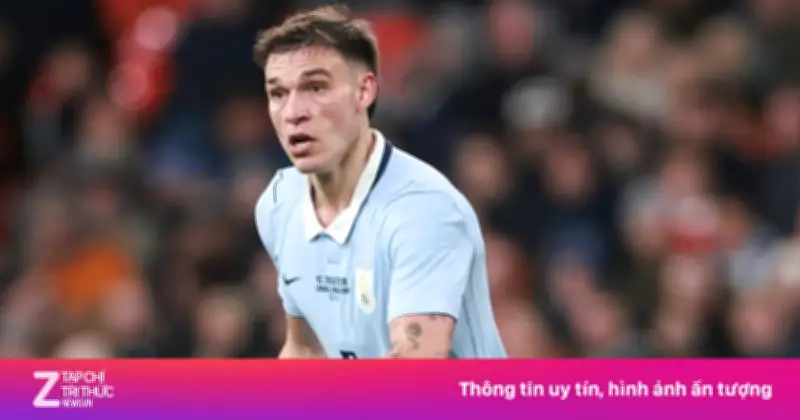 Tiền vệ MU Manuel Ugarte không bị đuổi dù nhận 2 thẻ vàng trong trận giao hữu Anh - Uruguay