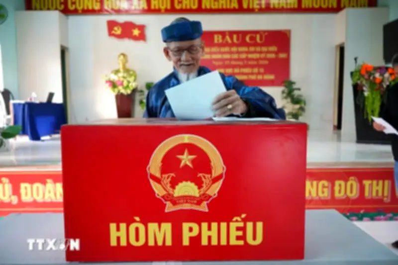 Tiếp nối mạch nguồn dân chủ, vững bước vào giai đoạn phát triển mới