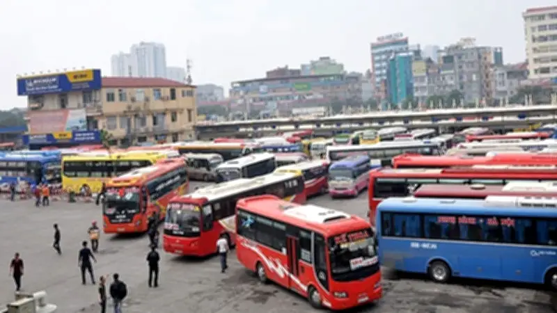 Tiêu dùng Việt tăng mạnh đầu năm 2026, du lịch và may mặc dẫn đầu