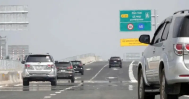 Tạm dừng khai thác cao tốc Hậu Giang - Cà Mau từ 13 giờ ngày 16.3