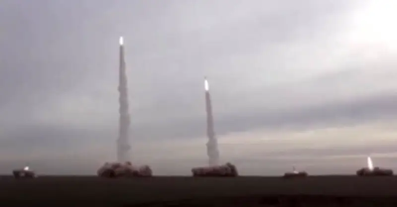 Tên lửa Cheongung-II Hàn Quốc gây ấn tượng với tỷ lệ đánh chặn 96% tại UAE