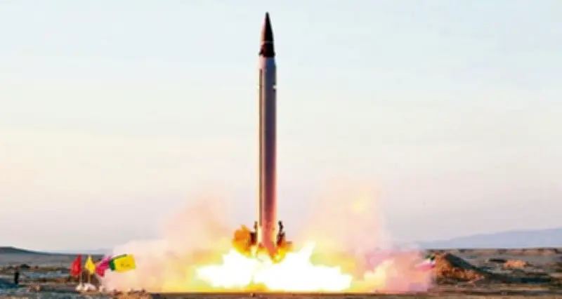 Tên lửa Ghadr Iran: Biểu tượng sức mạnh răn đe chiến lược tại Trung Đông