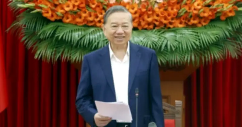 Tổng Bí thư Tô Lâm chỉ đạo tổng kết 100 năm Đảng lãnh đạo và 40 năm Cương lĩnh