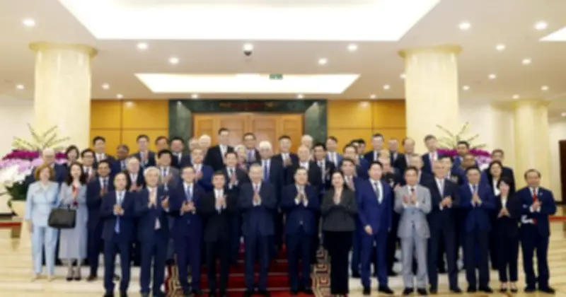 Tổng Bí thư Tô Lâm tiếp lãnh đạo doanh nghiệp quốc tế, khẳng định mô hình phát triển mới