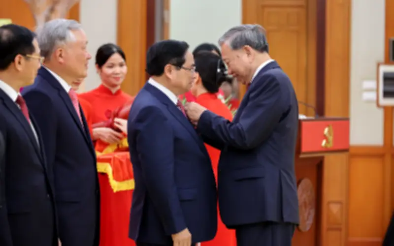 Tổng Bí thư Tô Lâm trao Huân chương Quân công và Huy hiệu Đảng cho lãnh đạo cấp cao