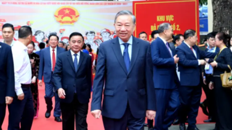 Tổng Bí thư Tô Lâm và lãnh đạo cấp cao bỏ phiếu tại Hà Nội trong ngày bầu cử