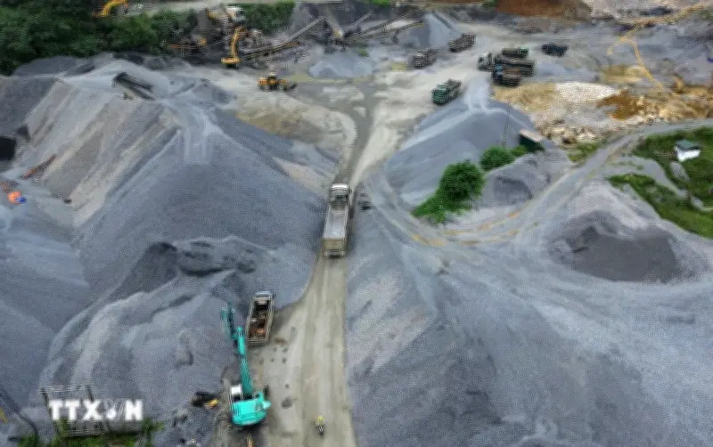 Tăng cường giải pháp quản lý, bình ổn giá vật liệu cho các công trình giao thông