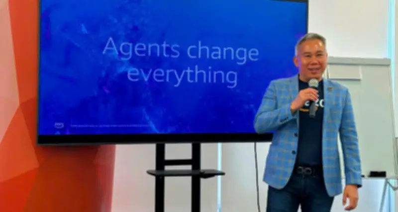 Tổng đài vẫn sẵn sàng tư vấn đầu tư chứng khoán từ 3-4 giờ sáng