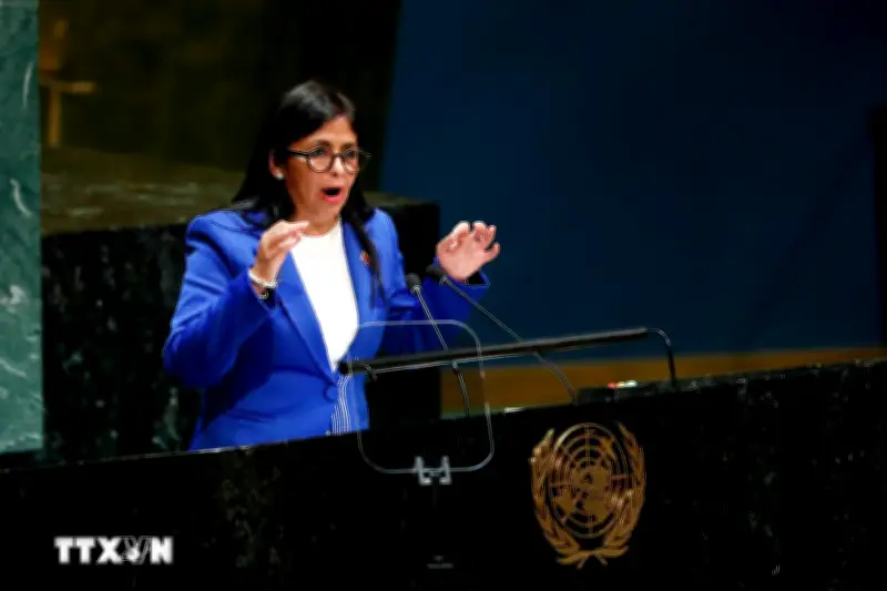 Tổng thống tạm quyền Venezuela hủy chuyến công du nước ngoài đầu tiên bất ngờ