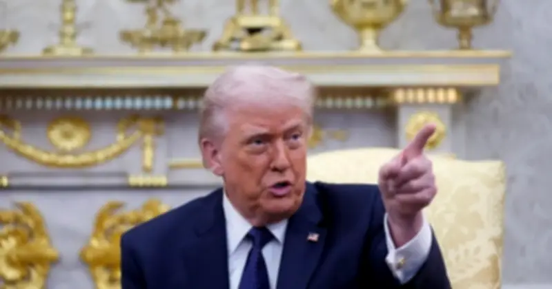 Tổng thống Trump chỉ trích Iran 'lãng phí thời gian' bầu lãnh tụ, cảnh báo nguy cơ chiến tranh