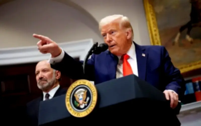 Tổng thống Trump cảnh báo hậu quả nghiêm trọng, kêu gọi Iran hạ vũ khí sau chiến dịch quân sự