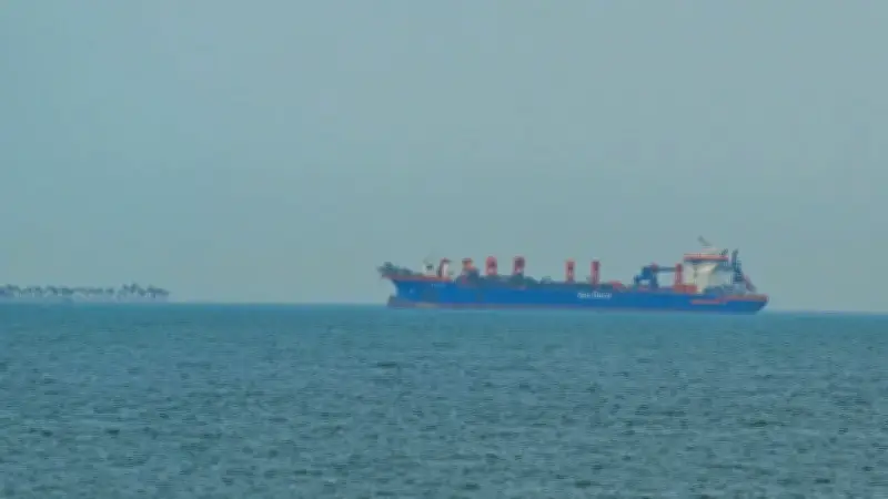 Tổng thống Trump kêu gọi đồng minh mở lại eo biển Hormuz, NATO dè dặt