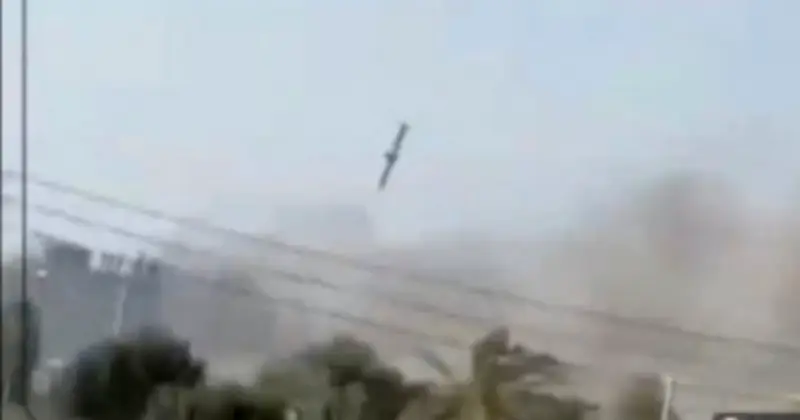 Tổng thống Trump phủ nhận trách nhiệm vụ tấn công trường học Iran, cáo buộc nước này tự gây ra