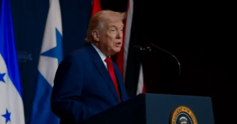 Tổng thống Trump tuyên bố lãnh tụ tối cao Iran mới cần sự chấp thuận của Mỹ để tồn tại