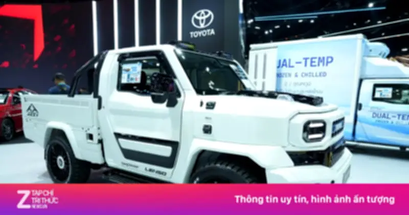 Toyota Hilux Champ Lột Xác Phong Cách Brabus Tại Triển Lãm Bangkok