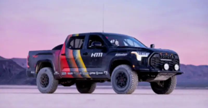 Toyota âm thầm phát triển Tundra TRD Hammer, đối đầu Ford F-150 Raptor