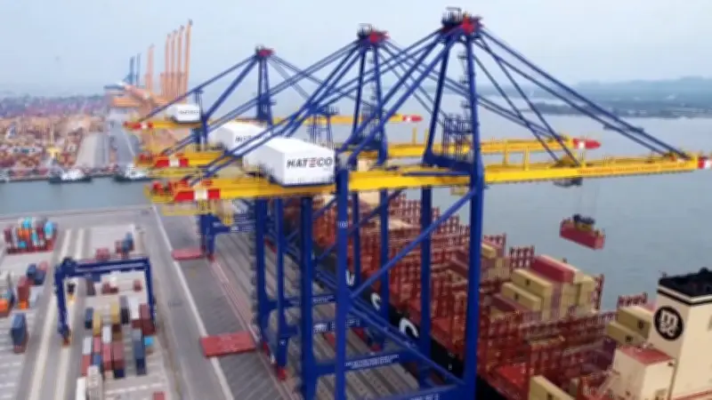 TP.HCM: 8 Ngành Xuất Khẩu Chủ Lực Chịu Tác Động Đa Chiều Từ Biến Động Kinh Tế