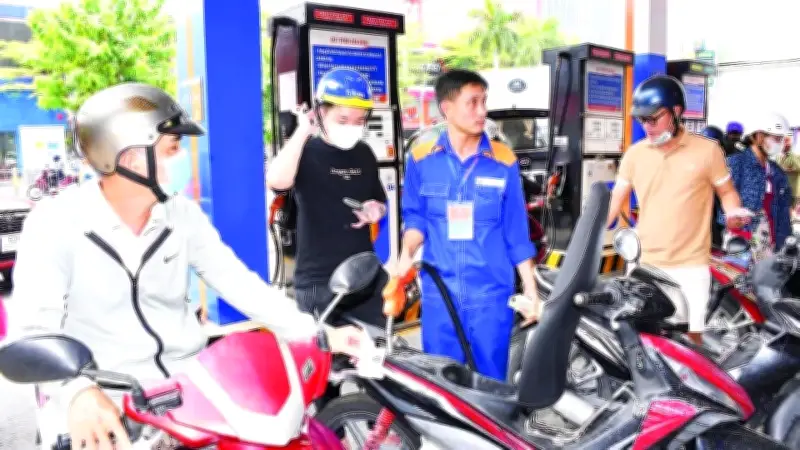 TP.HCM Chủ Động Ổn Định Thị Trường Xăng Dầu Giữa Biến Động Giá Cả