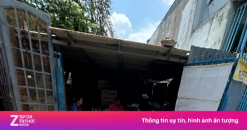 TP.HCM: Cháy nhà nghi do tự thiêu, 3 người bị bỏng thương trong vụ hỏa hoạn