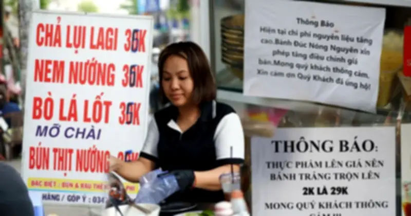 TP.HCM: Hàng quán đối mặt áp lực tăng giá nguyên liệu, linh hoạt điều chỉnh để giữ chân khách