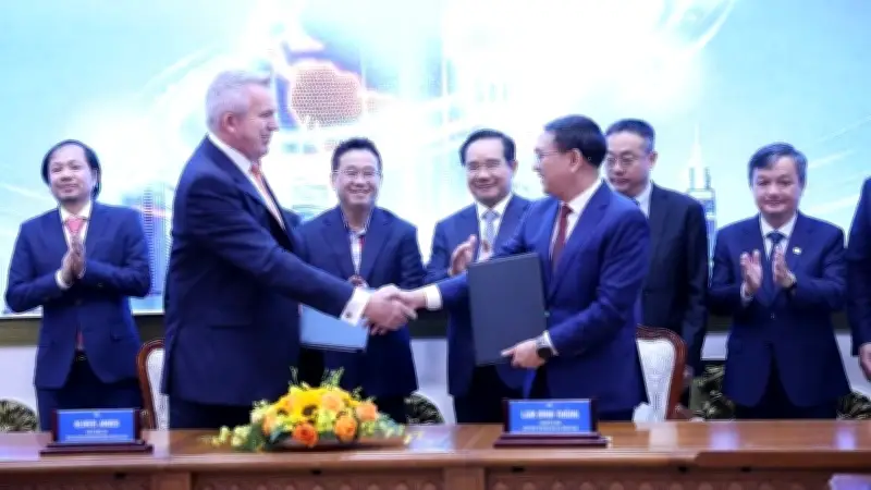 TP.HCM Ký Kết Hợp Tác Đầu Tư Trung Tâm Dữ Liệu AI Trị Giá 2,1 Tỷ USD