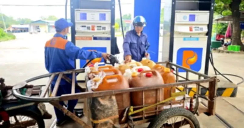 TP.HCM: Nguồn cung xăng dầu đủ dùng 39 ngày, doanh nghiệp đề xuất giải pháp linh hoạt