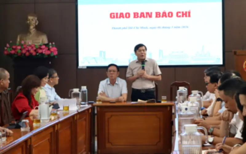 TP.HCM phát clip hướng dẫn cử tri, phân khung giờ bỏ phiếu tại điểm đông người