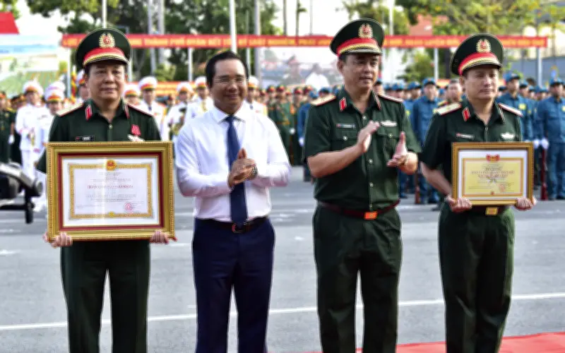 TP.HCM ra quân huấn luyện 2026, phát động thi đua phục vụ bầu cử Quốc hội