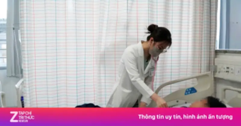 TP.HCM: Số ca ngộ độc bánh mì vỉa hè tăng lên 94, ngành y tế khẩn trương điều tra