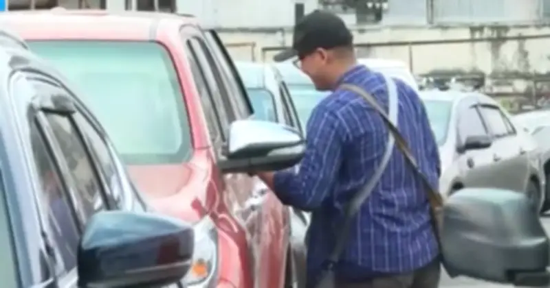 TP.HCM: Ô tô tiếp tục xếp hàng dài chờ đăng kiểm dù đã áp dụng giấy chứng nhận điện tử