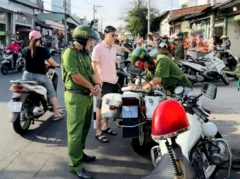 TP.HCM thí điểm mô hình công an cấp xã, bảo đảm trật tự đô thị