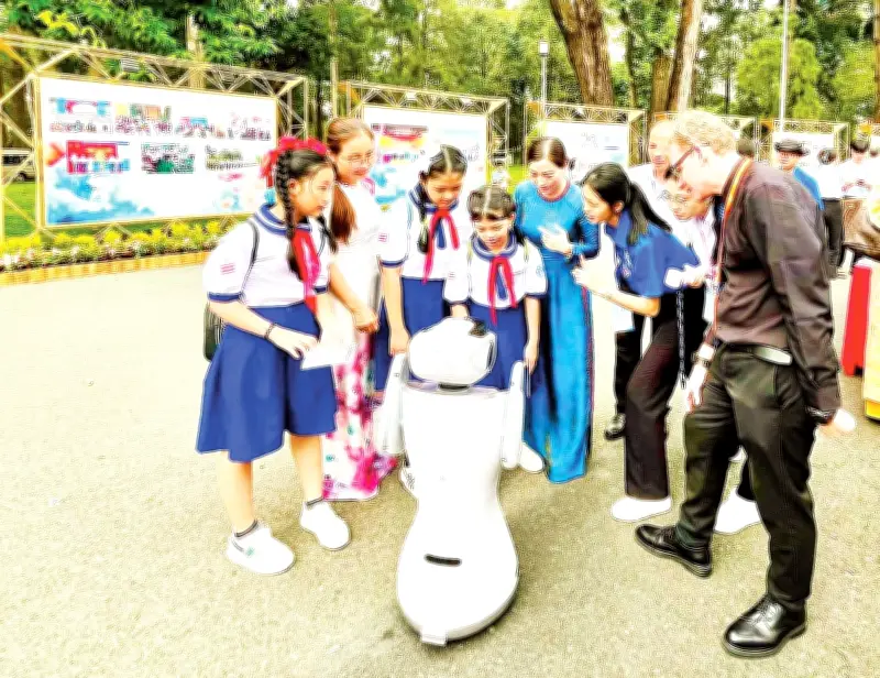 TP.HCM tiên phong chuyển đổi số giáo dục với 1.000 trường học ảo vào năm 2030