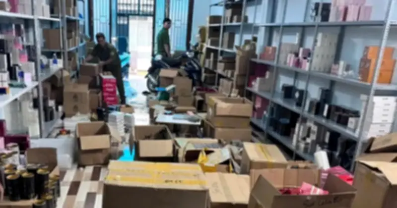 TP.HCM: Truy tìm chủ kho mỹ phẩm giả trị hơn 2,6 tỉ đồng tại Bình Tân