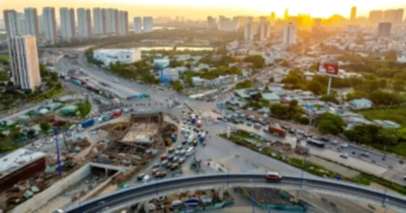 TP.HCM xây 9 cầu vượt thép giải quyết kẹt xe, đẩy mạnh giao thông công cộng