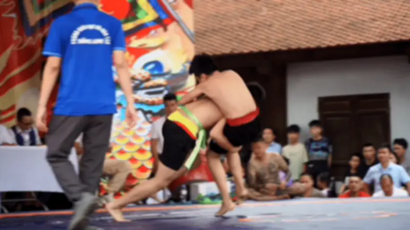Trẻ em tự do đăng ký đấu vật hội làng: Thiếu an toàn, phản ứng trái chiều