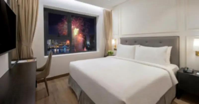 Trải Nghiệm Pháo Hoa Độc Đáo Tại Khách Sạn Wyndham Danang Golden Bay