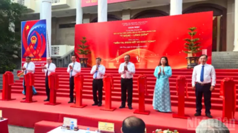 Triển Lãm Tư Liệu Bầu Cử Tại Cần Thơ: Tôn Vinh Di Sản Hồ Chí Minh Và Khát Vọng Dân Chủ