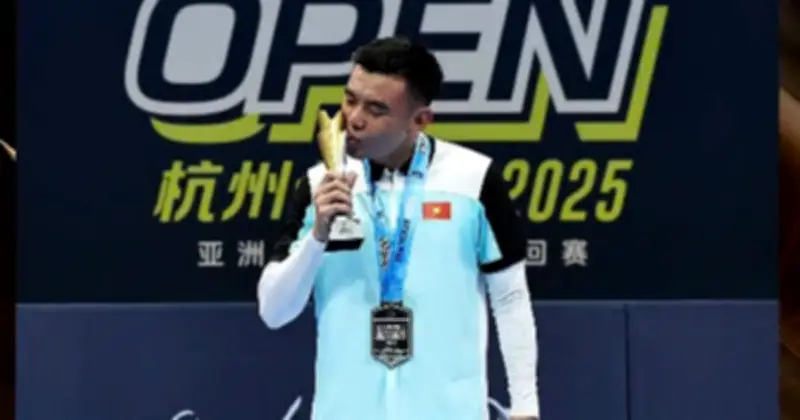 Triệu 'Cầu Lông' Dẫn Đầu Bình Chọn Giải Thưởng Pickleball Việt Nam 2025