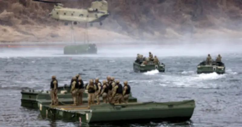 Triều Tiên phóng tên lửa khi Mỹ - Hàn tập trận, khu vực căng thẳng leo thang