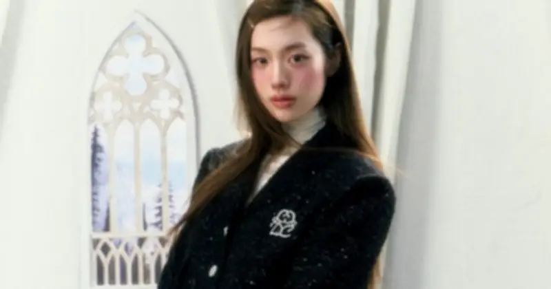 Trâm Cài Áo: Phụ Kiện Nhỏ Nhưng Định Hình Phong Cách Thời Trang