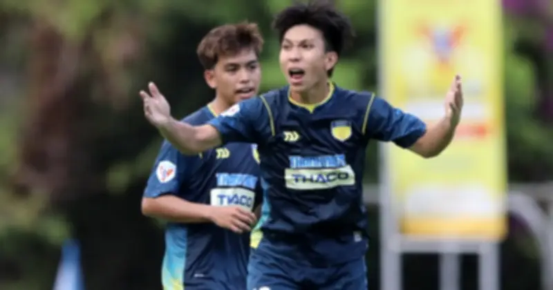 Trận cầu bùng nổ tại sân Trường ĐH Nha Trang: Thanh Hóa thắng nghẹt thở 3-2